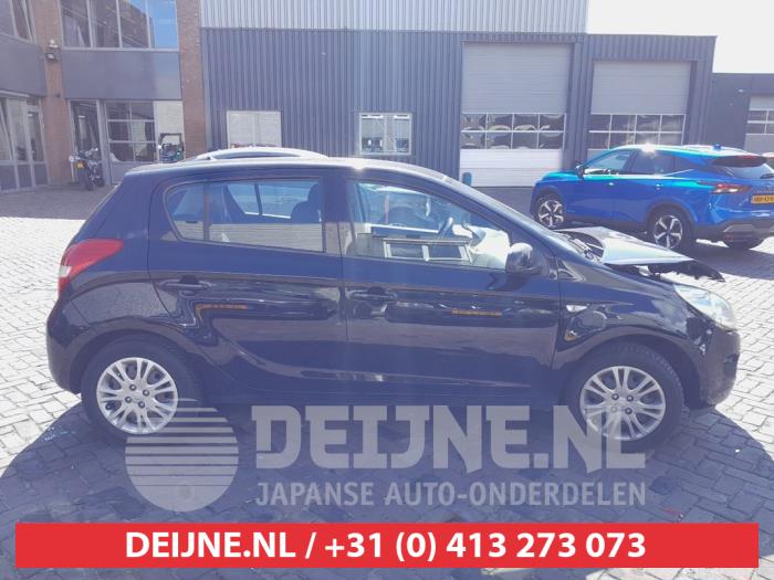 Hyundai I20 Driehoeks Ruit rechts-achter O684736