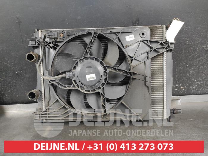 Nissan Qashqai Radiateur O684798