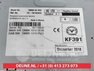 Mazda 2 Regelunit Multi Media O684836 foto 2