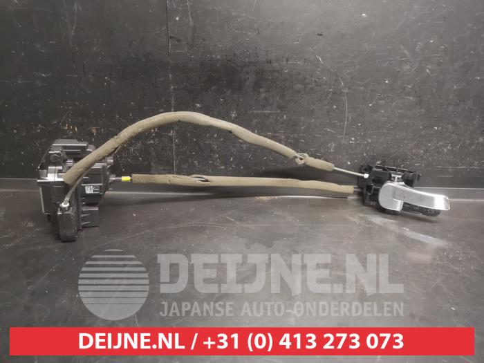 Nissan Qashqai+2 Türschlossmechanik 4-türig rechts hinten O684830