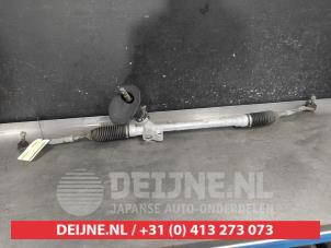 Gebruikte Stuurhuis Mazda 2 (DJ/DL) 1.5 SkyActiv-G 90 Prijs op aanvraag aangeboden door V.Deijne Jap.Auto-onderdelen BV