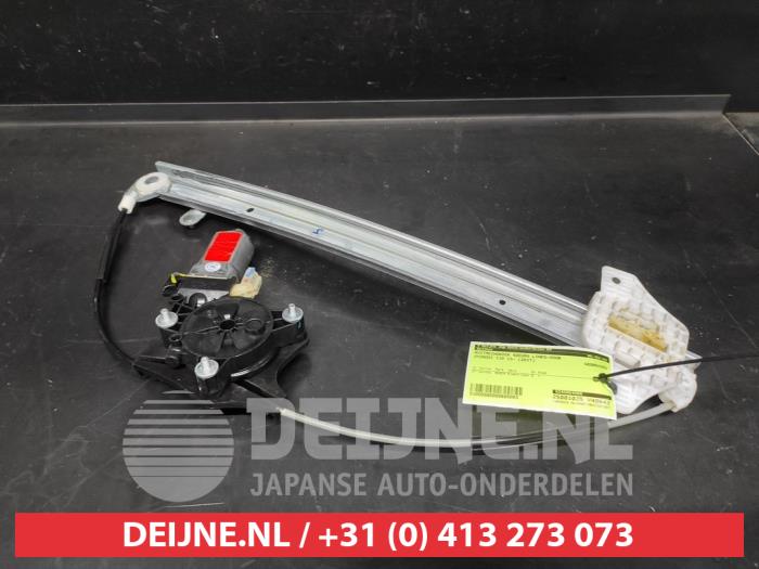 Hyundai I10 Ruitmechaniek 4Deurs links-voor O685003