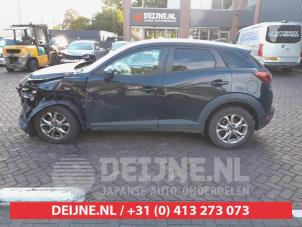Gebruikte Ruit Extra 4Deurs links-achter Mazda CX-3 (DJ/DK) 2.0 SkyActiv-G 120 Prijs € 50,00 Margeregeling aangeboden door V.Deijne Jap.Auto-onderdelen BV