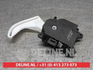 Toyota Corolla Verso Heizventil Motor O9990009482 foto 2