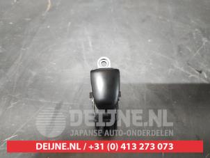 Nissan Qashqai Elektrisches Fenster Schalter O685236 foto 2