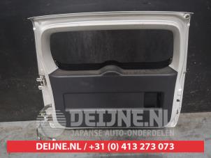 Suzuki Grand Vitara Tailgate O685268 photo 3