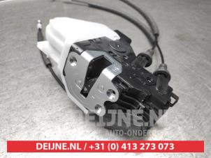 Hyundai Santafe Türschlossmechanik 4-türig links vorne O9990009533 foto 2