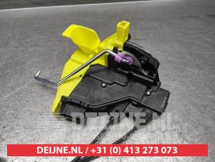 Kia Niro Deurslot Mechaniek 4Deurs links-voor O9990009542 foto 3