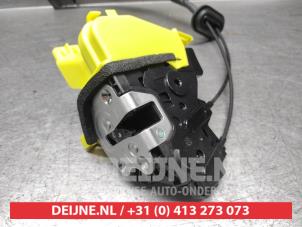 Kia Niro Deurslot Mechaniek 4Deurs links-voor O9990009542 foto 2