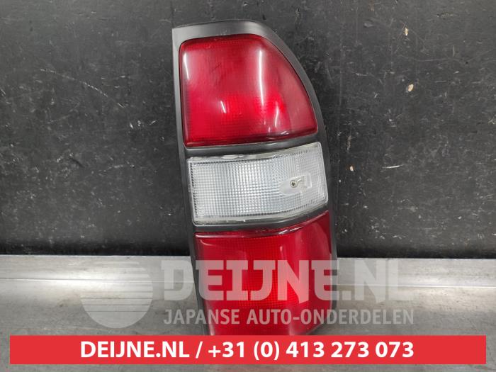 Toyota Landcruiser Taillight, right O685331