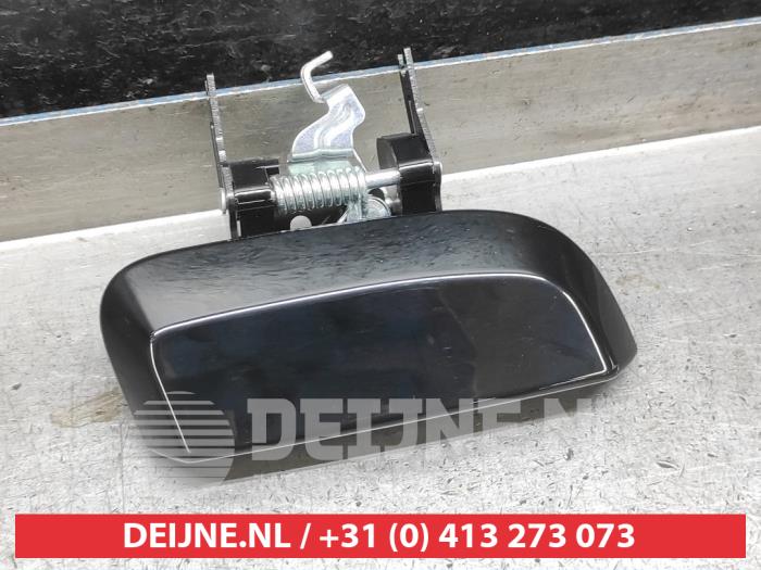 Nissan Pathfinder Rear door handle 4-door, left O9990009546