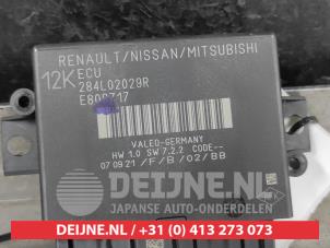 Nissan Qashqai PDC Module O685395 photo 2