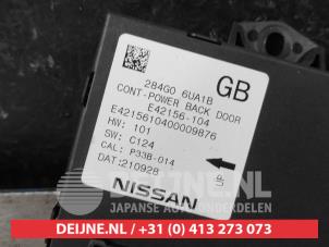 Nissan Qashqai Module achterklep motor O685400 foto 2