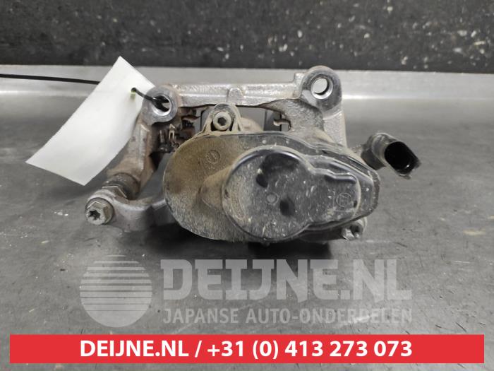 Nissan Qashqai Bremszange rechts hinten O685435
