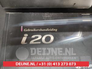 Hyundai I20 Instruction Booklet O685485 photo 2