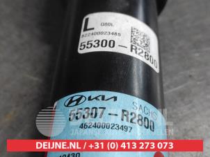 Kia Sportage Schokdemper links-achter O685548 foto 2