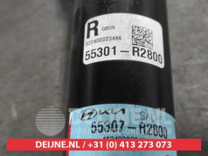 Kia Sportage Schokdemper rechts-achter O685549 foto 2