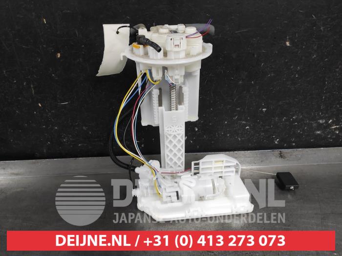 Gebruikte Tank element Pomp Toyota Yaris Cross (PB1/PJ1) 1.5 12V Hybrid 115 Prijs € 100,00 Margeregeling aangeboden door V.Deijne Jap.Auto-onderdelen BV