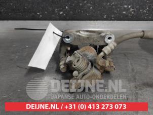 Mazda CX-3 Remklauw (Tang) links-achter O685657 foto 2