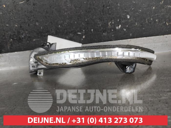 Nissan Juke Knipperlicht spiegel links O685710