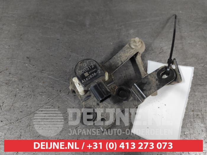 Toyota Hilux Xenon Höhenregler O685790