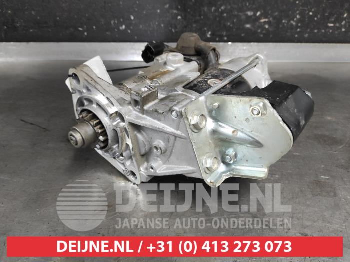 Gebruikte Startmotor Toyota Hilux V/VI 2.8 D4D-F 16V 4x4 Prijs € 150,00 Margeregeling aangeboden door V.Deijne Jap.Auto-onderdelen BV