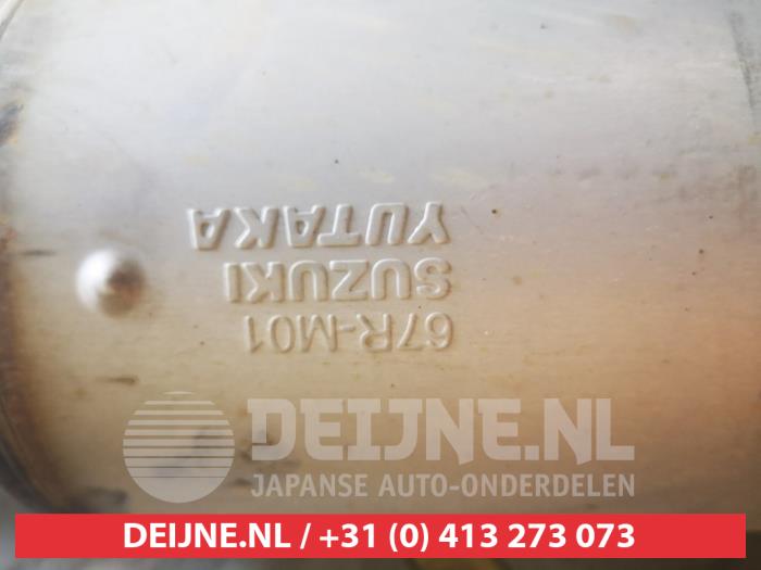 Gebruikte Uitlaat Middendemper Suzuki Swift (ZC/ZD) Prijs € 100,00 Margeregeling aangeboden door V.Deijne Jap.Auto-onderdelen BV