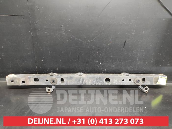Nissan Juke Radiatorbalken O685940