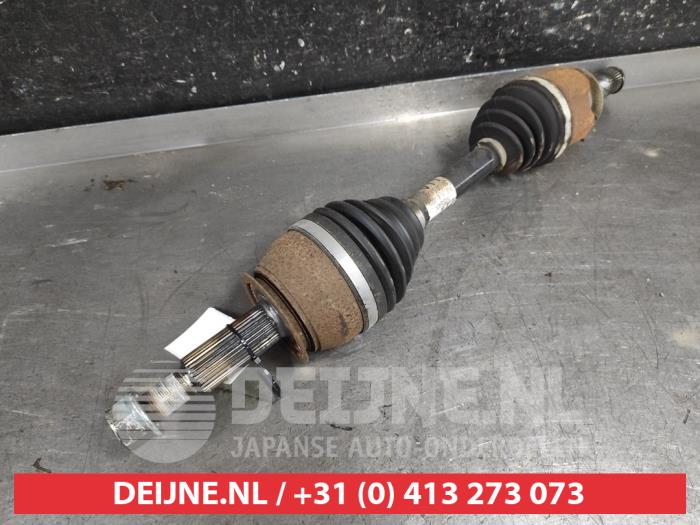 Nissan Navara Antriebswelle rechts vorne O685953