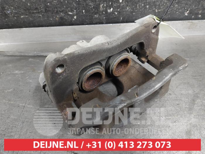 Nissan Navara Remklauw (Tang) rechts-voor O685957