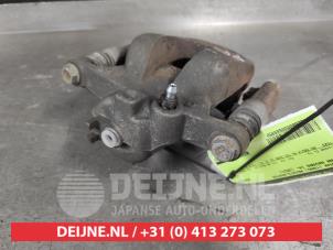 Nissan Navara Rear brake calliper, right O685959 photo 3