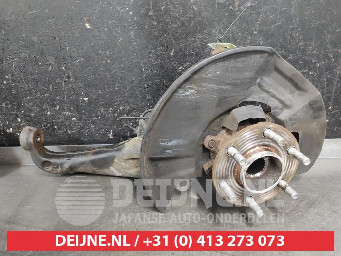 Nissan Navara Achsschenkel rechts vorne O685961