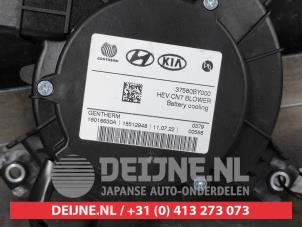Kia Niro Accu ventilator O685970 foto 3