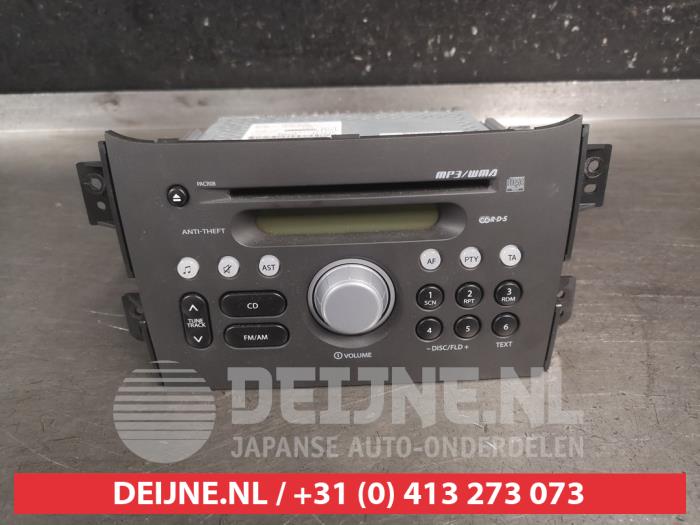Suzuki Splash Radio O686035
