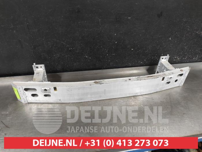 Toyota Prius Plus Bumperframe voor O686038