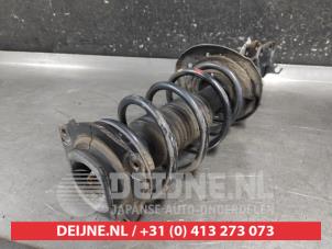Nissan Juke Schokdemperpoot links-voor O686057 foto 2