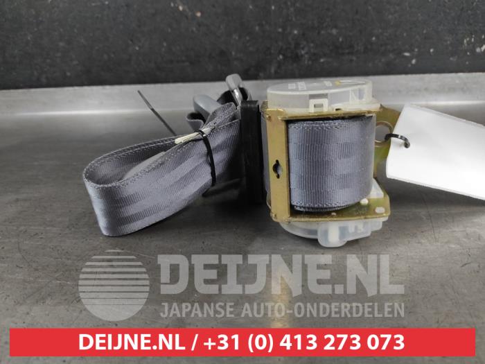 Toyota Rav-4 Veiligheidsgordel links-achter O686110