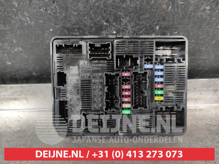 Nissan Qashqai Sicherungskasten O686196