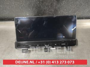 Gebruikte Display Multi Media regelunit Nissan Qashqai (J12) 1.5 VC-T e-Power 16V Prijs op aanvraag aangeboden door V.Deijne Jap.Auto-onderdelen BV