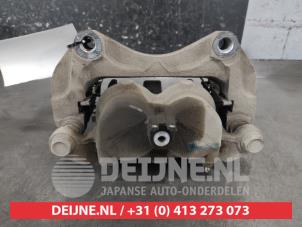 Nissan Qashqai Front brake calliper, left O686242 photo 2