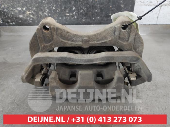 Nissan Qashqai Front brake calliper, right O686243