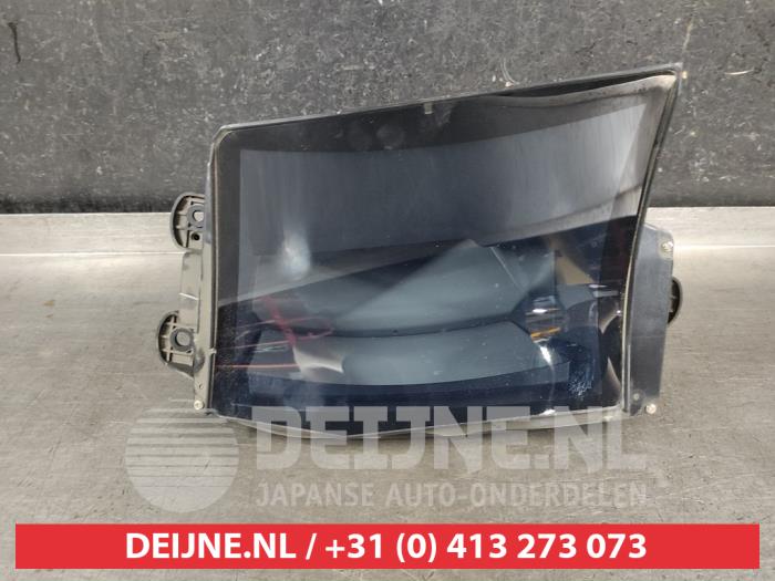 Gebruikte Head-up display Nissan Qashqai (J12) 1.5 VC-T e-Power 16V Prijs op aanvraag aangeboden door V.Deijne Jap.Auto-onderdelen BV