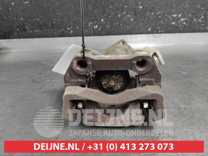 Suzuki Swift Remklauw (Tang) links-achter O686338