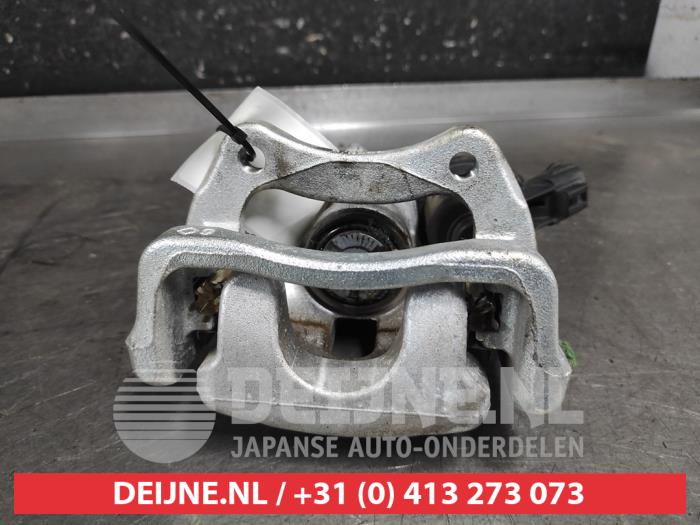 Nissan Juke Rear brake calliper, right O686431