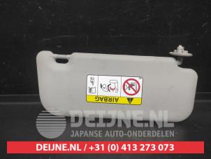 Toyota Yaris Sun visor O686571 photo 2