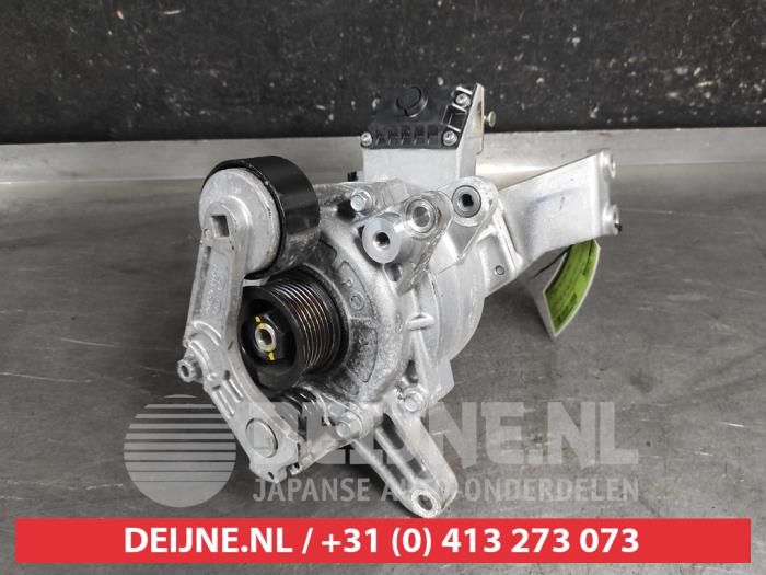 Gebruikte Dynamo Kia Niro I (DE) 1.6 GDI Hybrid Prijs op aanvraag aangeboden door V.Deijne Jap.Auto-onderdelen BV