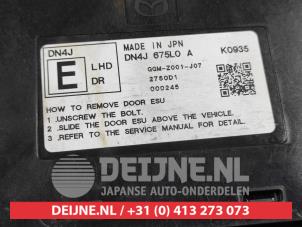 Mazda MX-30 Central door locking module O686722 photo 2