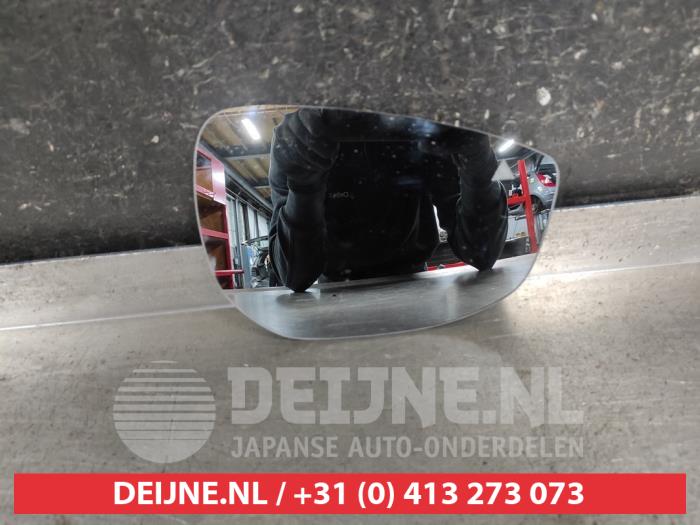 Mazda MX-30 Mirror glass, right O686726