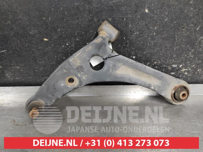 Mitsubishi Colt Querlenker unten links vorne O686809