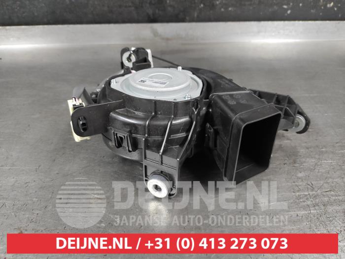 Kia Niro Accu ventilator O686917